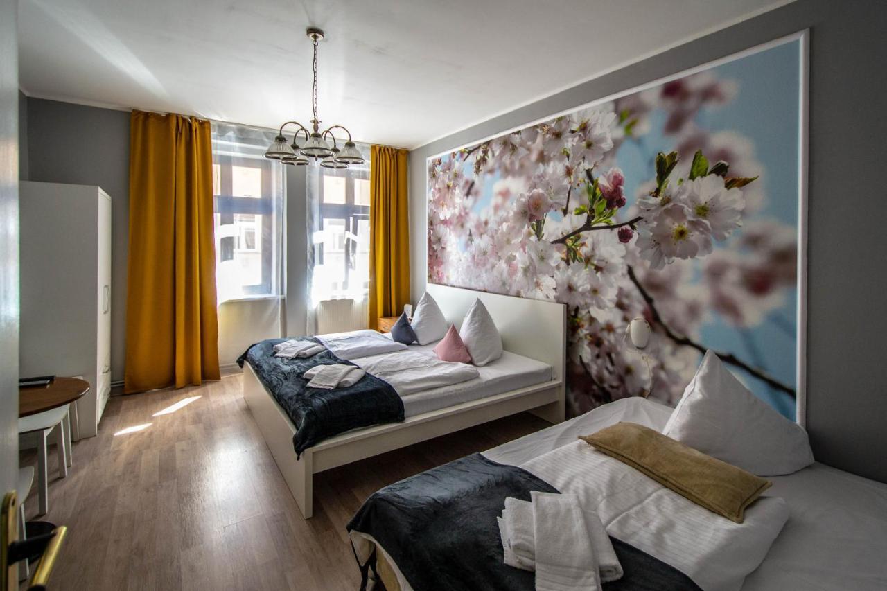 Ruterra Apartment Cimburkova Прага Экстерьер фото