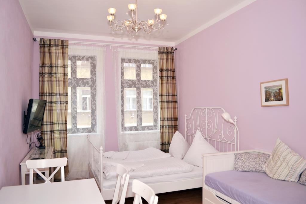 Ruterra Apartment Cimburkova Прага Номер фото